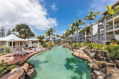 Alex Heads Beachfront Resort King Bed Studio Room - Accommodation Bookings 0