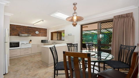 Alexander Palms - Accommodation Bookings 0