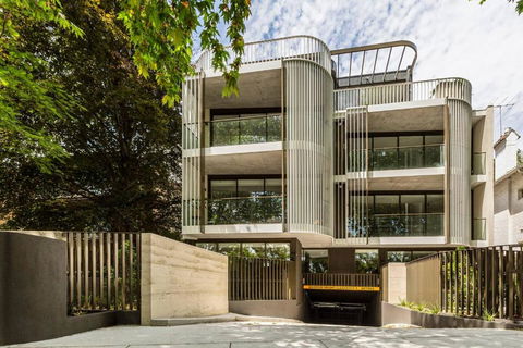 Alexandra Elegance - Riverside Living In Style - Accommodation Bookings 4