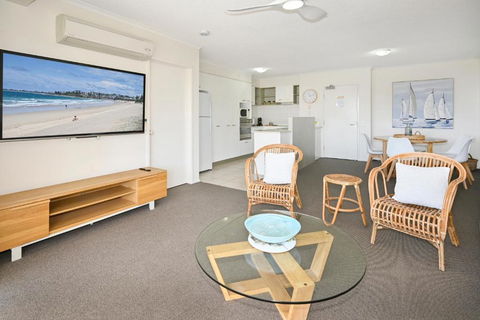 Alexandra Headland Resort Heaven, Pool / Beach ZD8 - Accommodation Bookings 3
