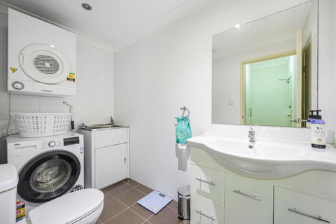 Alexandria To Sydney Central Sydney Park Shop - Accommodation Bookings 1
