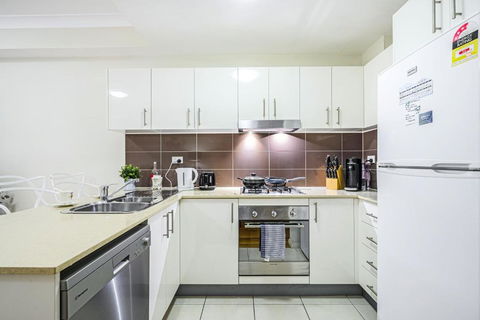 Alexandria To Sydney Central Sydney Park Shop - Accommodation Bookings 3