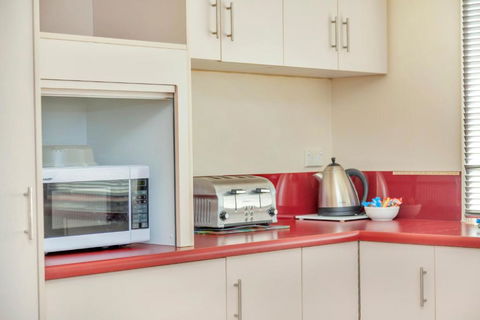 All Decked Out - Port Willunga - C21 SouthCoast Holidays - Accommodation Bookings 4