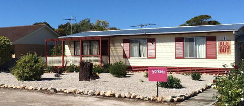 All Decked Out In Edithburgh - Accommodation Bookings 0