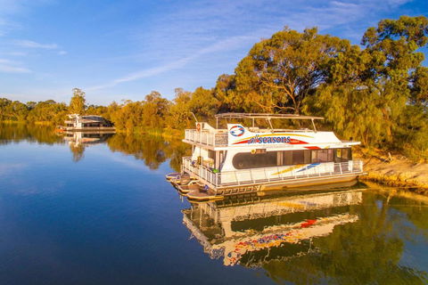 All Seasons Houseboats - Accommodation Bookings 2