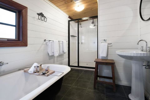 All Views - Accommodation Bookings 3