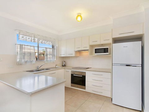 Allamanda Court Unit 6 - Accommodation Bookings 3
