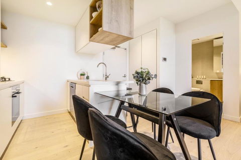 Alluring Oasis In The Heart Of South Melbourne - Accommodation Bookings 2