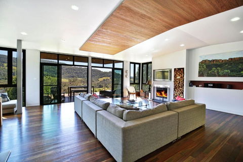 Alluvium - City Luxury In The Country - Accommodation Bookings 1