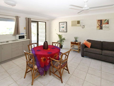 Alma Bay Holiday Unit 3 - Accommodation Bookings 4
