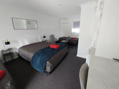 Almond Inn Motel - Accommodation Bookings 1