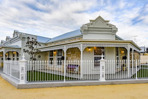 Aloha Central Luxury Accommodation - Accommodation Bookings 1