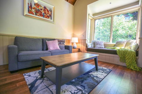 Alpine Arnica Cottage 2 - Accommodation Bookings 1