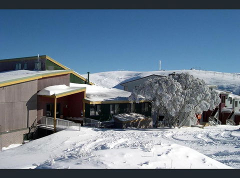 Alpine Cabin- Spa/Pool/Sauna - Accommodation Bookings 3