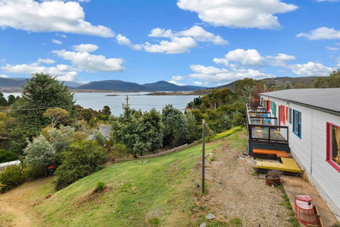 Alps Lakeview Lodge - Accommodation Bookings 3