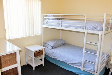 Alton Seas 67 Hargreaves Rd Middleton - No Linen Included - Accommodation Bookings 3