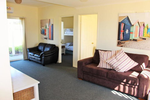 Alton Seas 67 Hargreaves Rd Middleton - No Linen Included - Accommodation Bookings 4