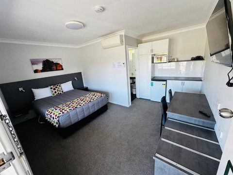 Altona Motel - Accommodation Bookings 4