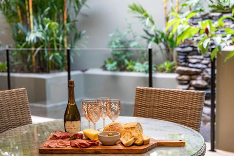 Amalfi - Port Douglas, Luxury In The Centre Of Town - Accommodation Bookings 2