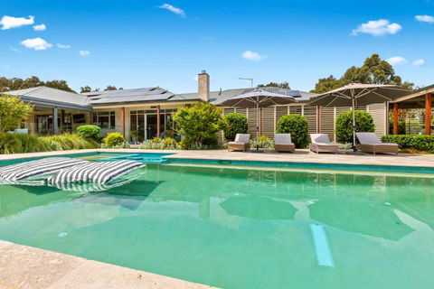 Amaroo Luxury Family Resort Mornington Peninsula - Accommodation Bookings 0