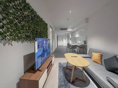 Amazing 2 Bedroom In CBD! - Accommodation Bookings 0
