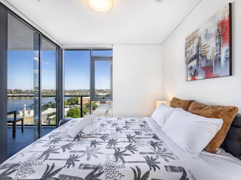 Amazing Cityview Glamourous 2BR Apt W Parkpool - Accommodation Bookings 2