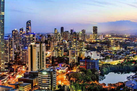 Amazing Location At Circle On Cavill - One Bedroom Self Contained Apartments - Privately Managed - Accommodation Bookings 2