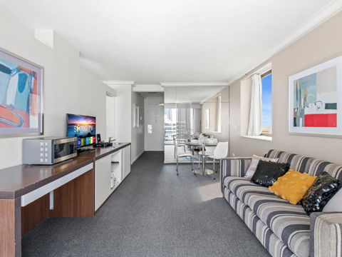 Amazing Suite With Beach Views At Prime Location - Accommodation Bookings 3