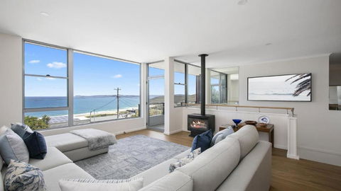 Amazing Views, Stunning Beaches And Beautiful Bushwalks - Accommodation Bookings 1