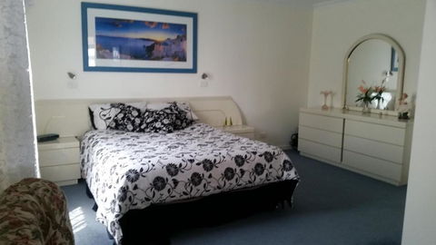 Ambience Apartments Penthouse - Accommodation Bookings 1