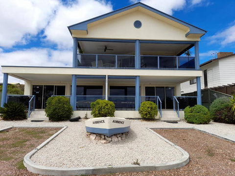 Ambience Apartments Penthouse - Accommodation Bookings 4