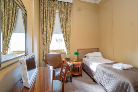 American Hotel Creswick - Accommodation Bookings 1