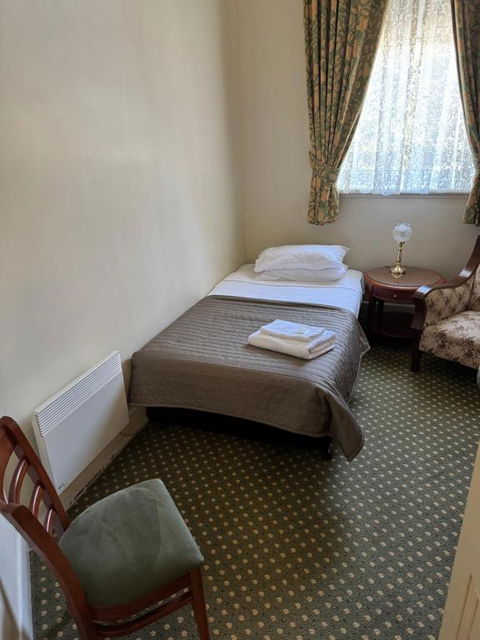 American Hotel Creswick - Accommodation Bookings 2