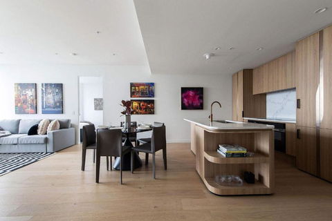 An Astonishing 3BR Apt At Sapphire By The Gardens - Accommodation Bookings 3