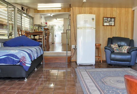ANCHORAGE - Accommodation Bookings 4
