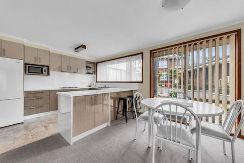 Anchorbell 3 - Accommodation Bookings 2