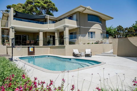 Anchors At Mollymook Beach - Accommodation Bookings 0