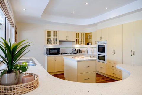 Anchors At Mollymook Beach - Accommodation Bookings 3