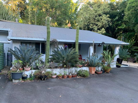 Ancient Gardens Guesthouse & Botanical Gardens - Accommodation Bookings 0
