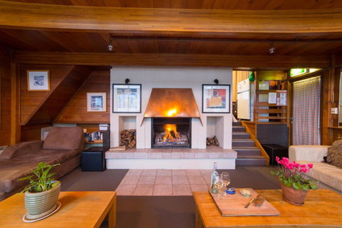 Aneeki Ski Lodge - Accommodation Bookings 0