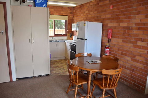 Anglers Lodge 4 - Bring Your Own Linen - Accommodation Bookings 2