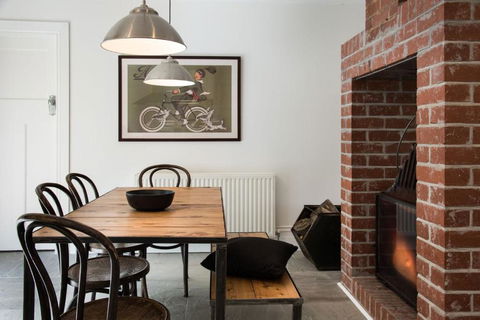 Annecy House - Accommodation Bookings 1