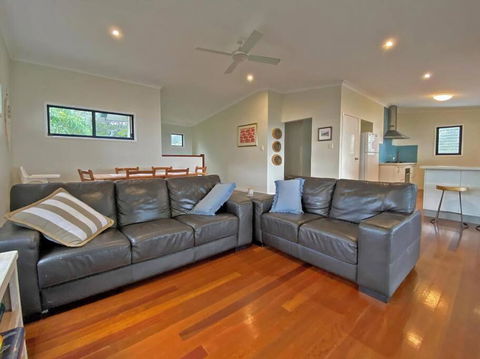 ANNIES HOUSE - Accommodation Bookings 3
