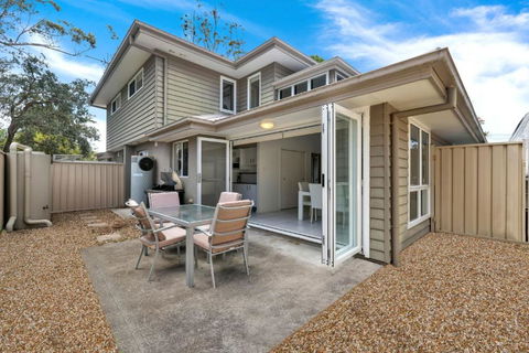 Annvilla - Two Bedroom Townhouse In Huskisson - Accommodation Bookings 1