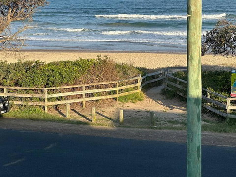 Amani Beach Haus, On The Beach - Accommodation Bookings 0