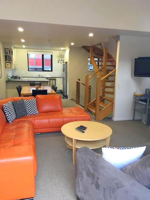 Angala 1 Lovely Woodridge 2-Bedroom Apartment - Accommodation Bookings 2