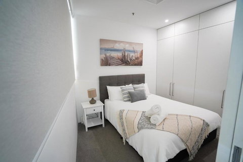 Air On Broadbeach-Stunning Ocean Views - Accommodation Bookings 3