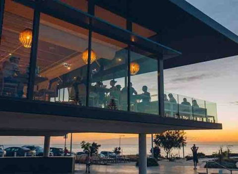Apartment Close To The Beach - Accommodation Bookings 0