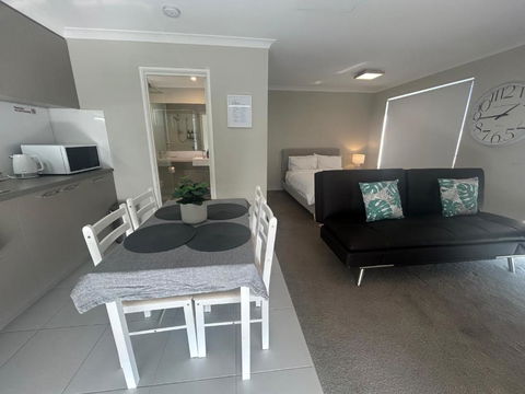 Apartment Close To The Beach - Accommodation Bookings 2