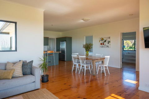 Antechamber Bay Retreats - Accommodation Bookings 1